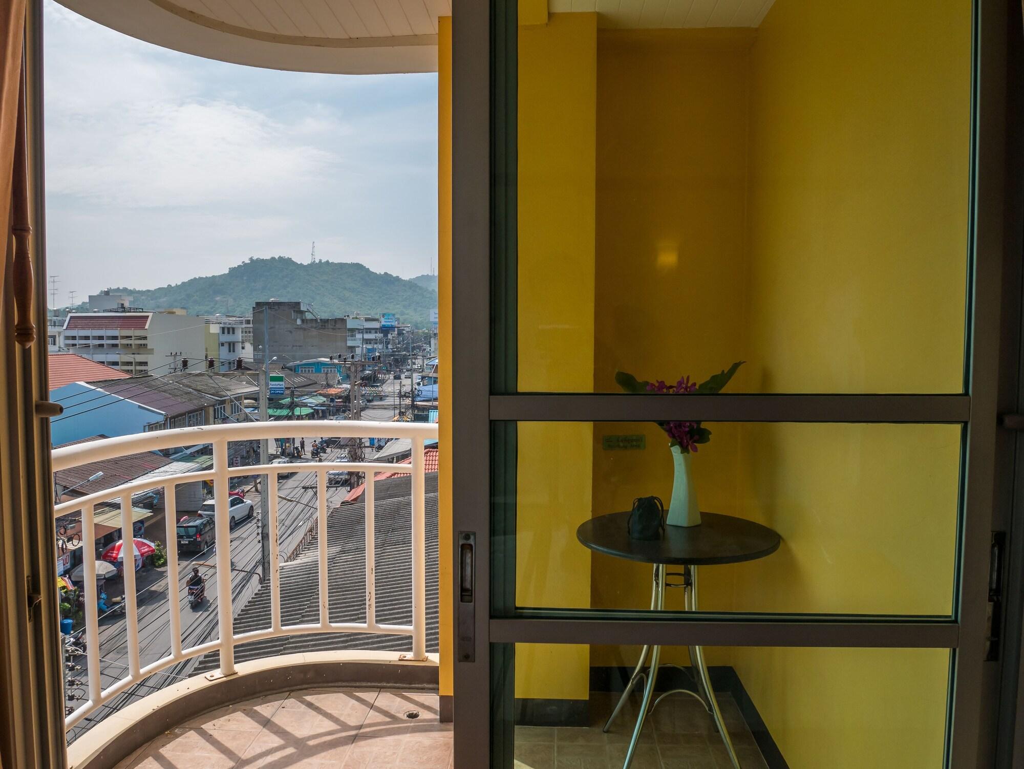 Hotel Chomsin Hua Hin ชมสินธุ์ หัวหิน Exterior foto