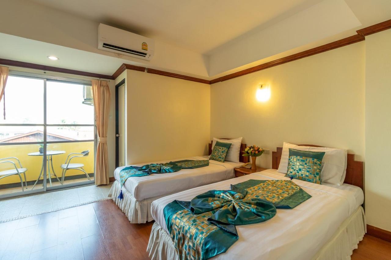 Hotel Chomsin Hua Hin ชมสินธุ์ หัวหิน Exterior foto